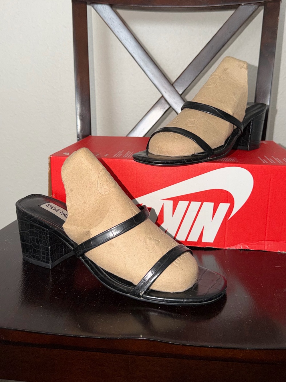 Steve Madden Womens Issy Slide Sandal Size 9 Black 2” acrylic heels